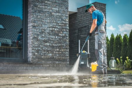 Picking pressure washer