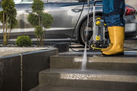 Spry pressure washing