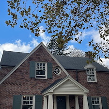 Roof-Cleaning-in-York-PA-Restoring-Roofs-the-Right-Way 1